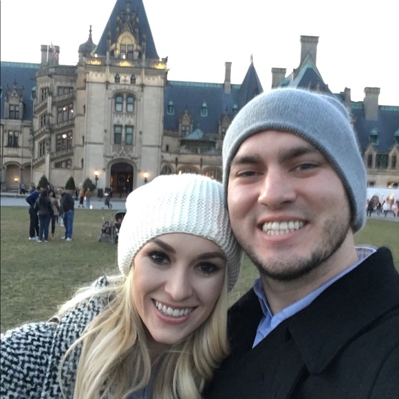 Meet your Posher, Emily - Picture 3 of 5